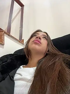 MERIDA TAYLOR online show from March 21, 2025, 7:35 pm