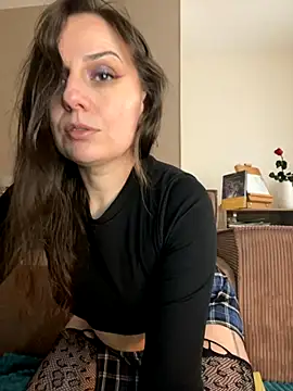 Snapshot of hades4ness chatting on September 30, 2025, 12:55 pm hades4ness online show from September 30, 2025, 12:55 pm