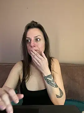 Snapshot of hades4ness chatting on February 15, 2025, 2:11 pm hades4ness online show from February 15, 2025, 2:11 pm