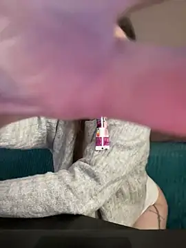 Snapshot of hades4ness chatting on March 3, 2025, 12:28 pm hades4ness online show from March 3, 2025, 12:28 pm