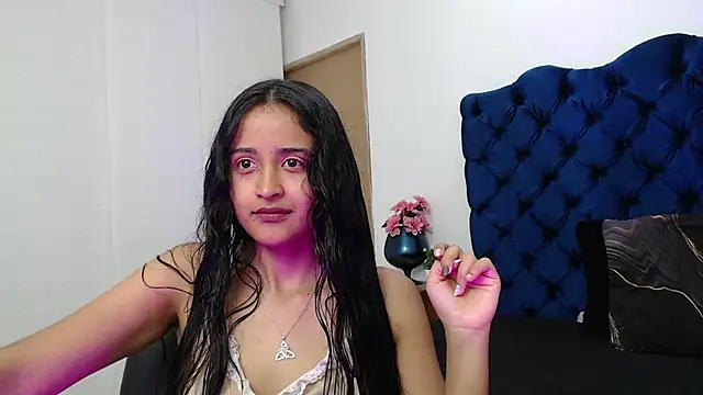 Snapshot of Lili666_ chatting on November 7, 2025, 3:11 am Lili666 online show from November 7, 2025, 3:11 am