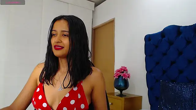 Lili666  online show from May 10, 2026, 3:43 am