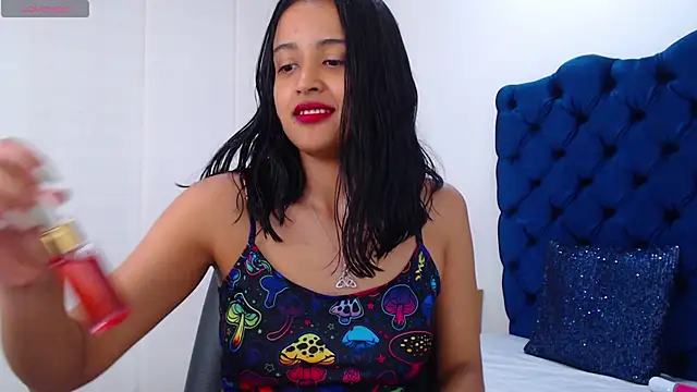 Lili666  online show from May 15, 2026, 3:48 am