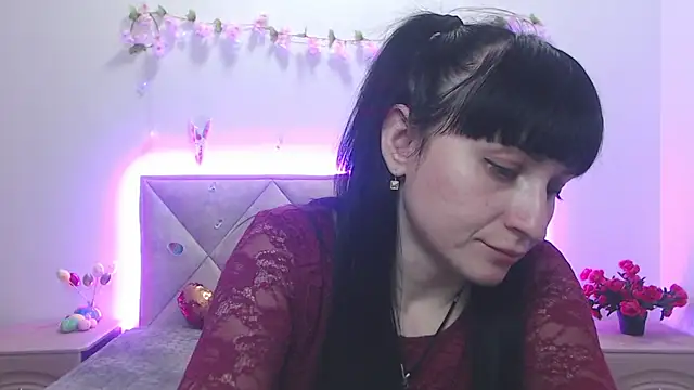 Snapshot of NinaFlawlees chatting on April 16, 2026, 12:06 pm NinaFlawlees online show from April 16, 2026, 12:06 pm