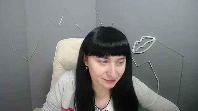 Snapshot of NinaFlawlees chatting on April 10, 2026, 12:12 pm NinaFlawlees online show from April 10, 2026, 12:12 pm