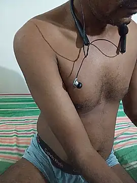 robinsan1010 online show from June 8, 2026, 3:45 pm