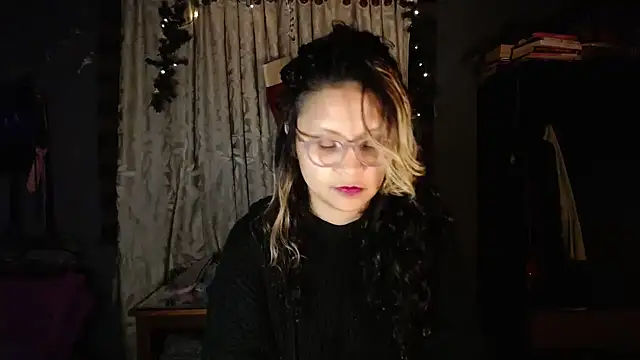 Snapshot of Hathorlove chatting on January 7, 2026, 3:22 am Hathorlove online show from January 7, 2026, 3:22 am