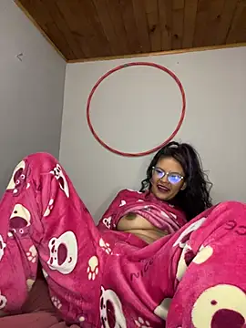 Snapshot of Hathorlove chatting on March 9, 2025, 6:06 am Hathorlove online show from March 9, 2025, 6:06 am