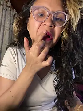 Snapshot of Hathorlove chatting on September 28, 2025, 7:26 am Hathorlove online show from September 28, 2025, 7:26 am