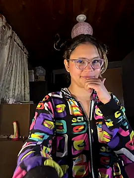 Snapshot of Hathorlove chatting on October 11, 2025, 6:03 am Hathorlove online show from October 11, 2025, 6:03 am