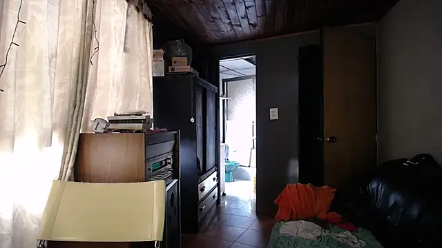 Snapshot of Hathorlove chatting on October 26, 2025, 11:32 am Hathorlove online show from October 26, 2025, 11:32 am