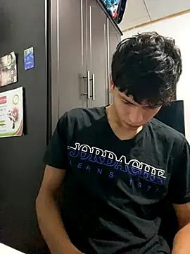 11mairr online show from September 30, 2025, 6:47 pm