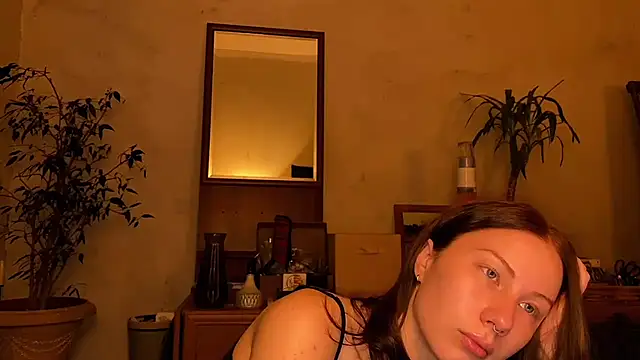 Snapshot of elfess chatting on September 12, 2025, 4:51 pm elfess online show from September 12, 2025, 4:51 pm