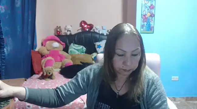 Snapshot of milfeddy_ chatting on February 17, 2025, 9:00 pm milfeddy online show from February 17, 2025, 9:00 pm