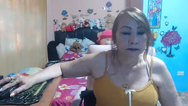 milfeddy  online show from May 12, 2026, 9:21 pm