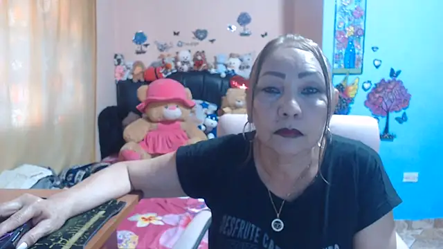milfeddy  online show from May 27, 2026, 9:00 pm