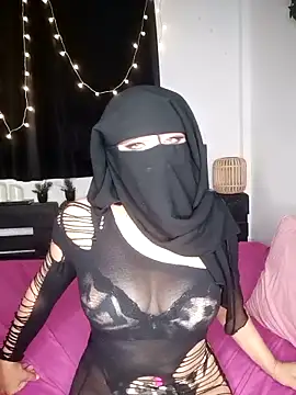 Bayan-Queen online show from September 22, 2025, 5:52 pm