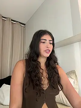 Snapshot of Gaby_zahir_ chatting on April 16, 2026, 11:29 pm Gaby zahir online show from April 16, 2026, 11:29 pm