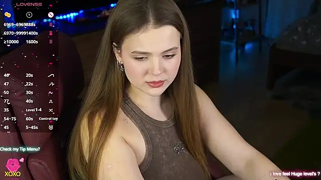 AfinaAmmor online show from April 5, 2026, 6:03 pm