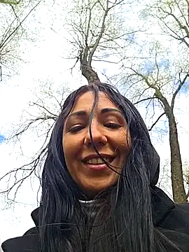 LeticiaWoods online show from April 24, 2026, 10:50 am