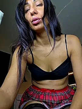Snapshot of LeticiaWoods chatting on September 24, 2025, 8:21 am LeticiaWoods online show from September 24, 2025, 8:21 am