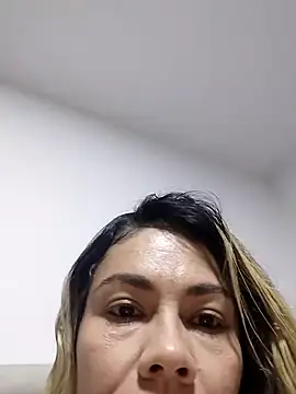 JennyRouse01 online show from December 15, 2025, 12:05 am