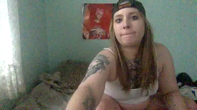 alexabunni online show from November 26, 2025, 2:28 pm