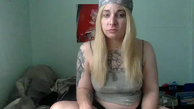 alexabunni online show from July 28, 2026, 2:13 pm