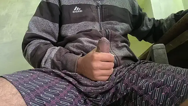 Snapshot of Im_Aryan chatting on December 1, 2025, 2:12 am Im Aryan online show from December 1, 2025, 2:12 am