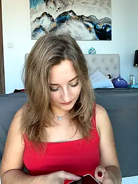 MileySummer online show from October 25, 2025, 10:36 am