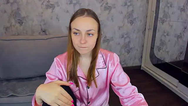 Snapshot of JessicaNickson chatting on February 15, 2025, 10:00 am JessicaNickson online show from February 15, 2025, 10:00 am