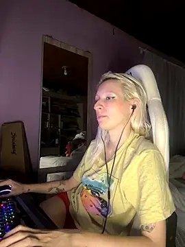 bunnydark00 online show from November 19, 2025, 1:16 am