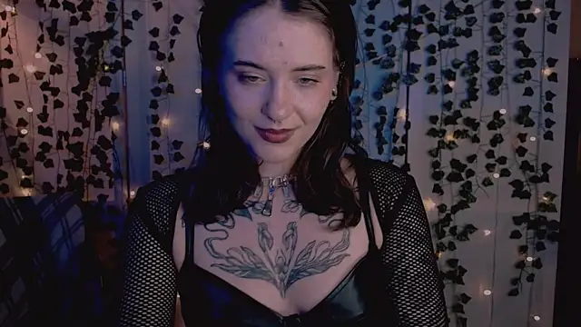 risha laas online show from October 2, 2025, 8:23 pm