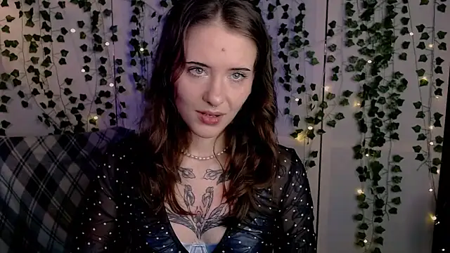 risha laas online show from June 3, 2026, 8:46 pm