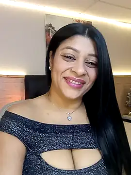 Snapshot of Lashmy111 chatting on December 2, 2025, 2:23 am Lashmy111 online show from December 2, 2025, 2:23 am