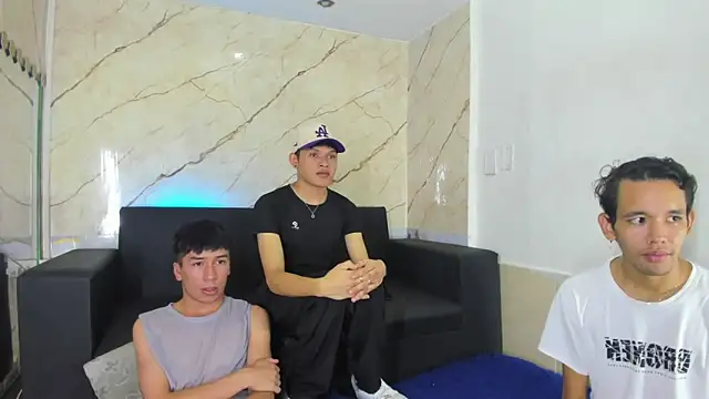 robertsmith 1 online show from September 12, 2025, 7:57 pm