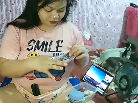 shaira4u online show from April 12, 2026, 8:12 pm