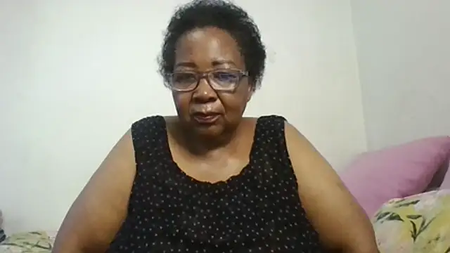 KinkyRicoSaisyours online show from May 18, 2026, 3:17 pm