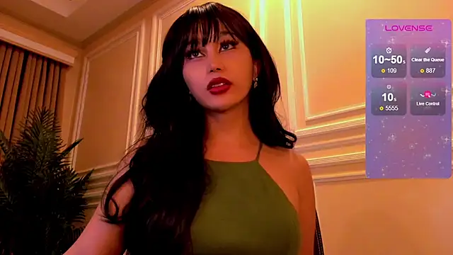 YOURCRISTINAS online show from March 11, 2026, 3:17 pm