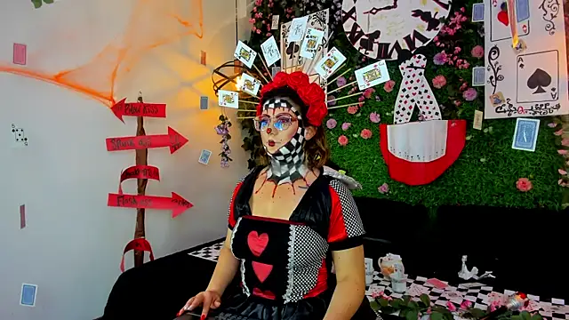 SarahDeyvis online show from October 30, 2025, 7:11 pm