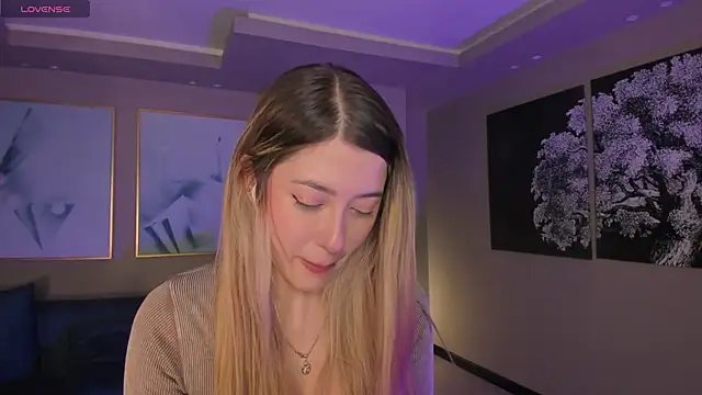 EveBensonX online show from March 8, 2026, 6:00 pm