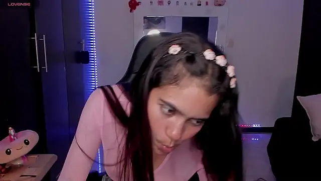 Sallye  online show from February 9, 2025, 10:43 pm