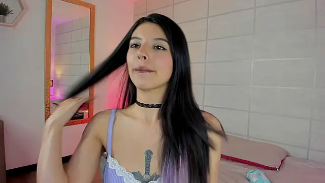 NanaRott online show from March 7, 2026, 11:10 pm