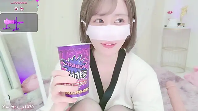 Yuu  k online show from December 30, 2024, 1:47 pm