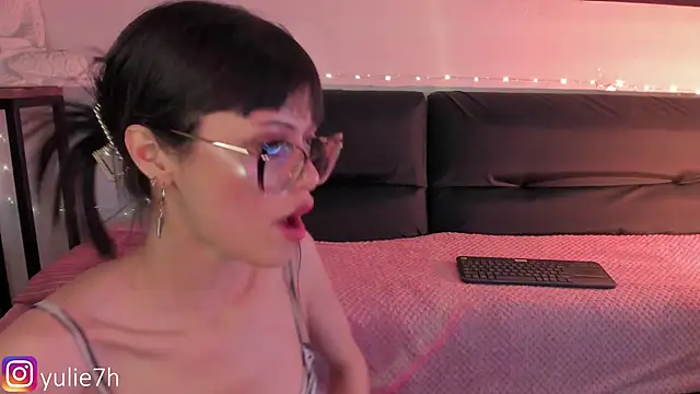 Snapshot of _Jessy_Moon_ chatting on February 23, 2025, 9:16 pm Jessy Moon online show from February 23, 2025, 9:16 pm