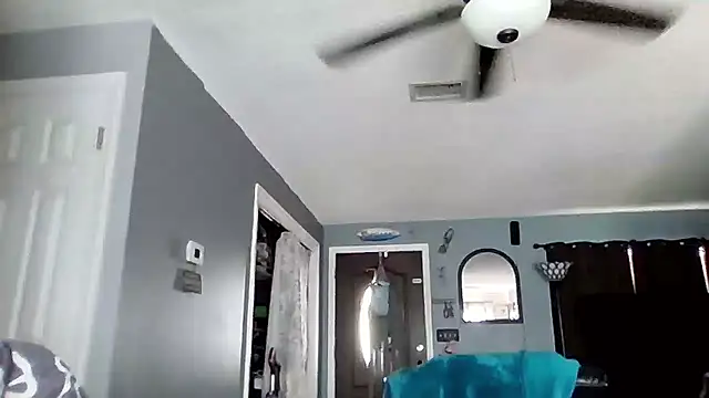 SexyNikki6969 online show from January 13, 2026, 4:44 pm