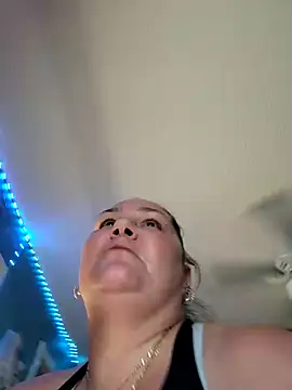 SexyNikki6969 online show from April 27, 2026, 9:57 pm