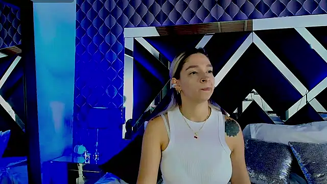 Snapshot of victoriaa_lee_ chatting on March 12, 2025, 7:14 pm victoriaa lee online show from March 12, 2025, 7:14 pm