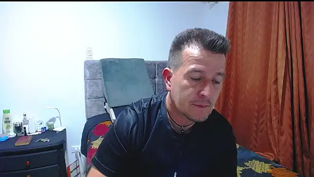 Snapshot of amaya_627 chatting on June 12, 2026, 2:42 am amaya 627 online show from June 12, 2026, 2:42 am