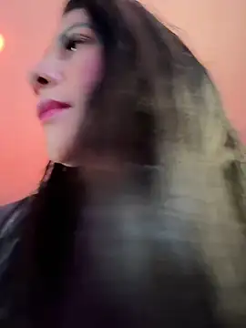Snapshot of saaalome_1 chatting on June 5, 2026, 10:04 pm saaalome 1 online show from June 5, 2026, 10:04 pm